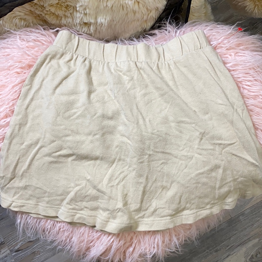 Tiny skirt